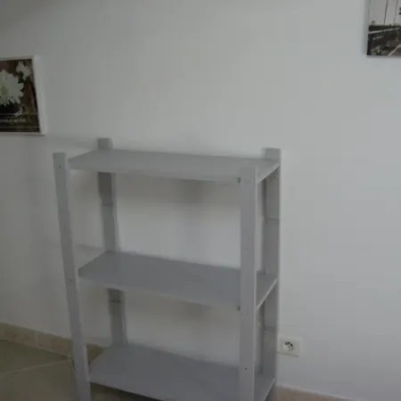 Apartment T 2 Avec Velux Sous Les Combes De 34 M2 La Londe-les-Maures