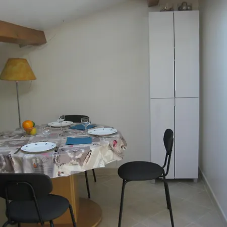 T 2 Avec Velux Sous Les Combes De 34 M2 * Ла-Лонд-ле-Мор