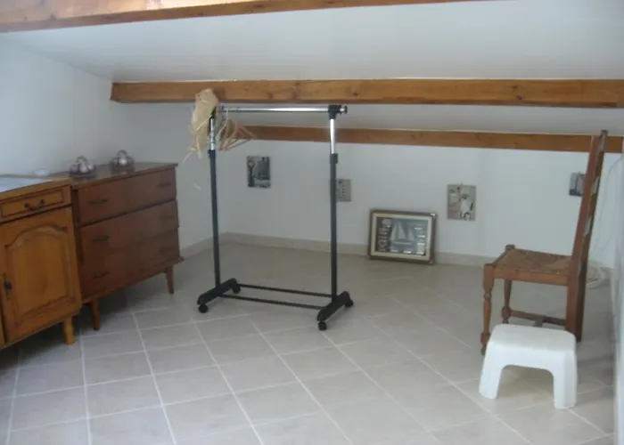 Апартаменты T 2 Avec Velux Sous Les Combes De 34 M2 *